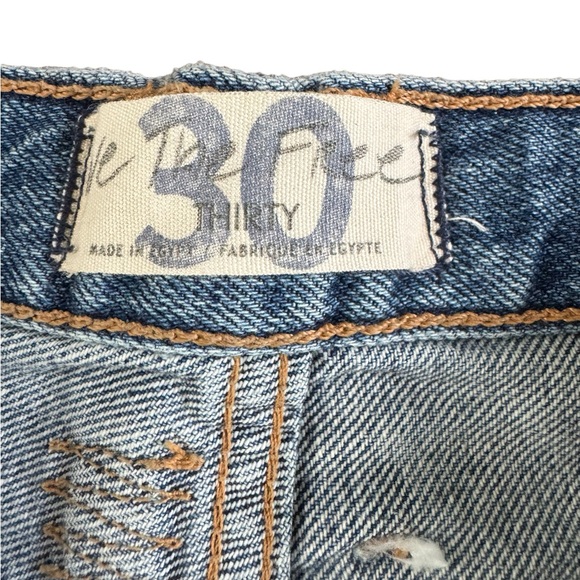 NWOT We the Free Jean shorts - Picture 4 of 10